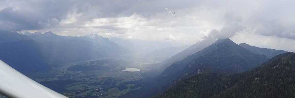 Flugwegposition um 13:07:50: Aufgenommen in der Nähe von Gemeinde St. Stefan im Gailtal, Österreich in 1738 Meter